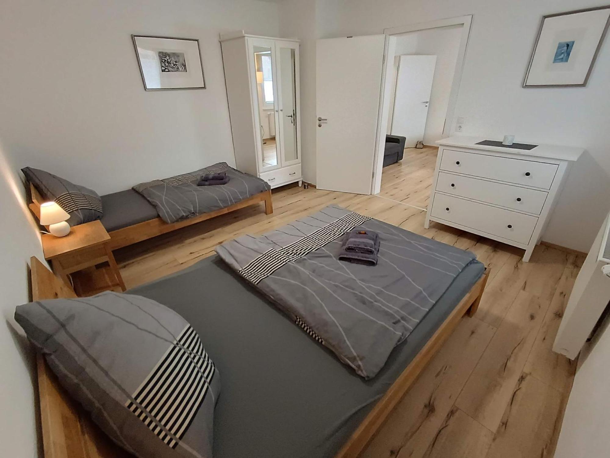 Ferienwohnung Am Rathaus ลันท์ชตูห์ล ภายนอก รูปภาพ