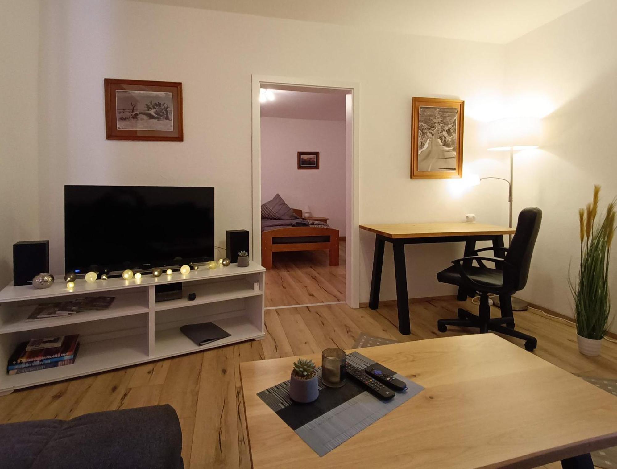 Ferienwohnung Am Rathaus ลันท์ชตูห์ล ห้อง รูปภาพ