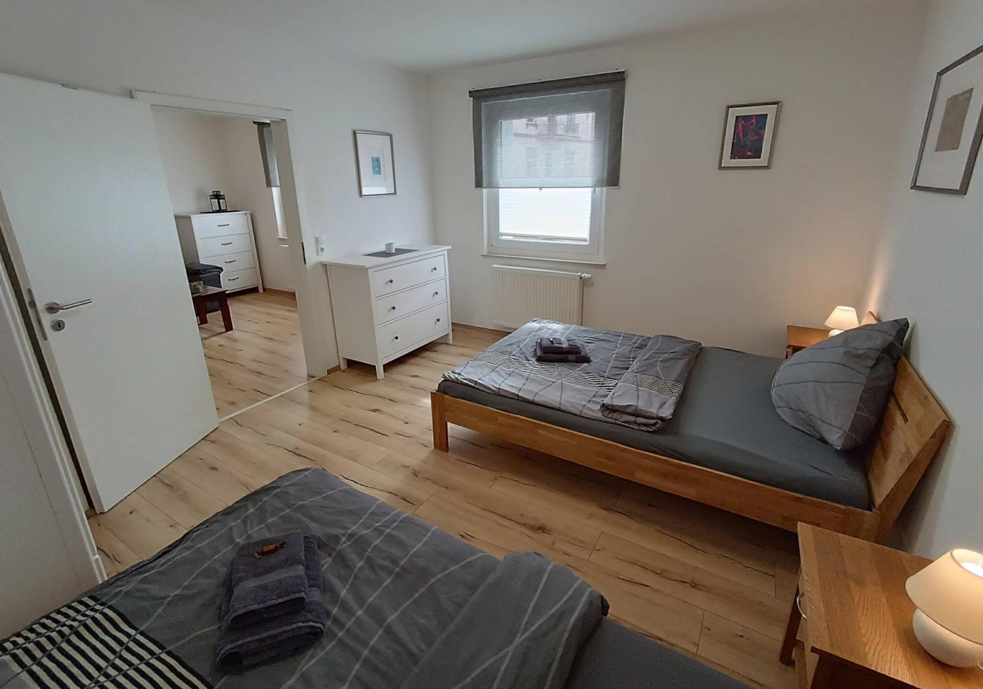 Ferienwohnung Am Rathaus ลันท์ชตูห์ล ห้อง รูปภาพ