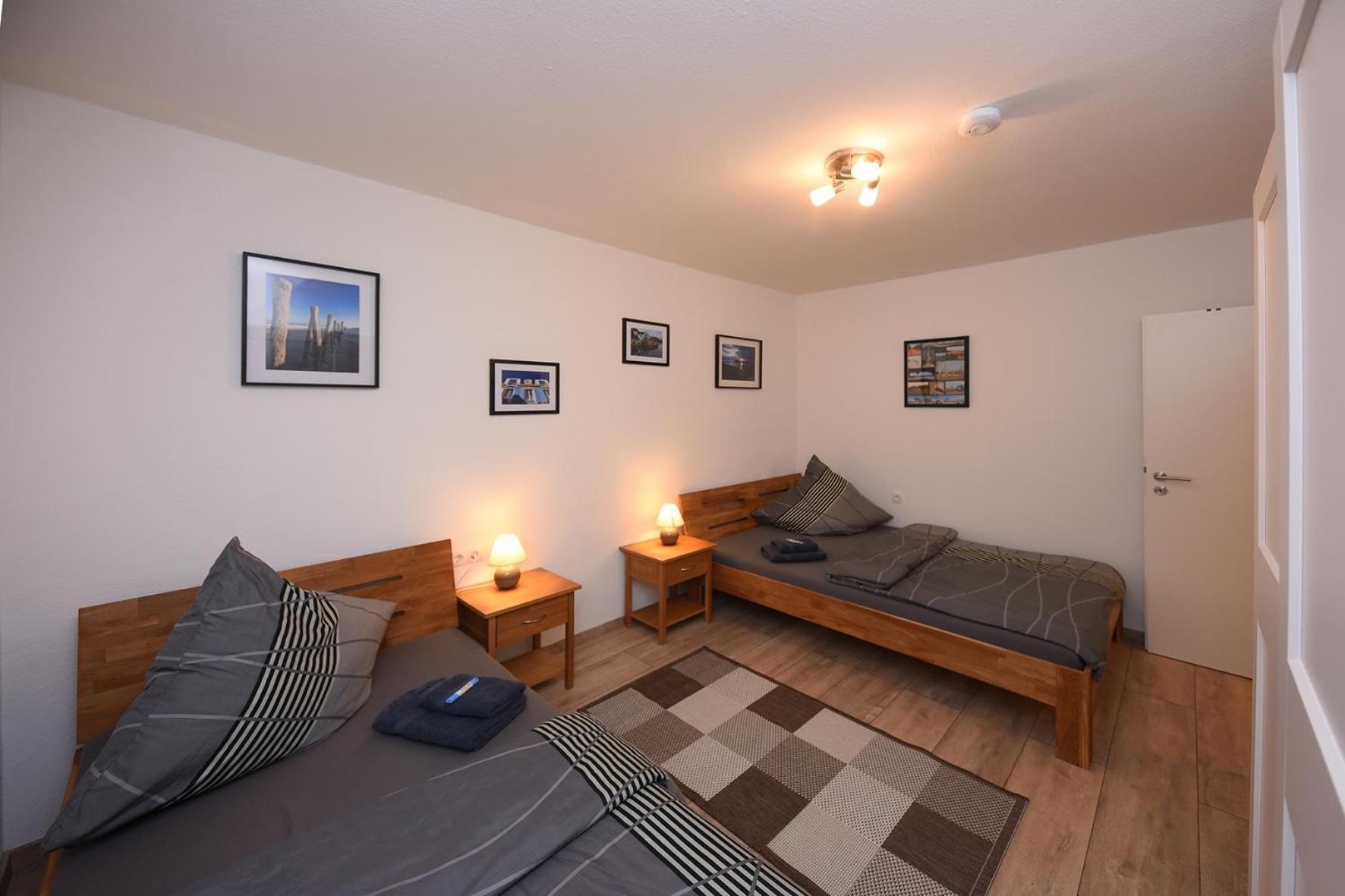 Ferienwohnung Am Rathaus ลันท์ชตูห์ล ภายนอก รูปภาพ